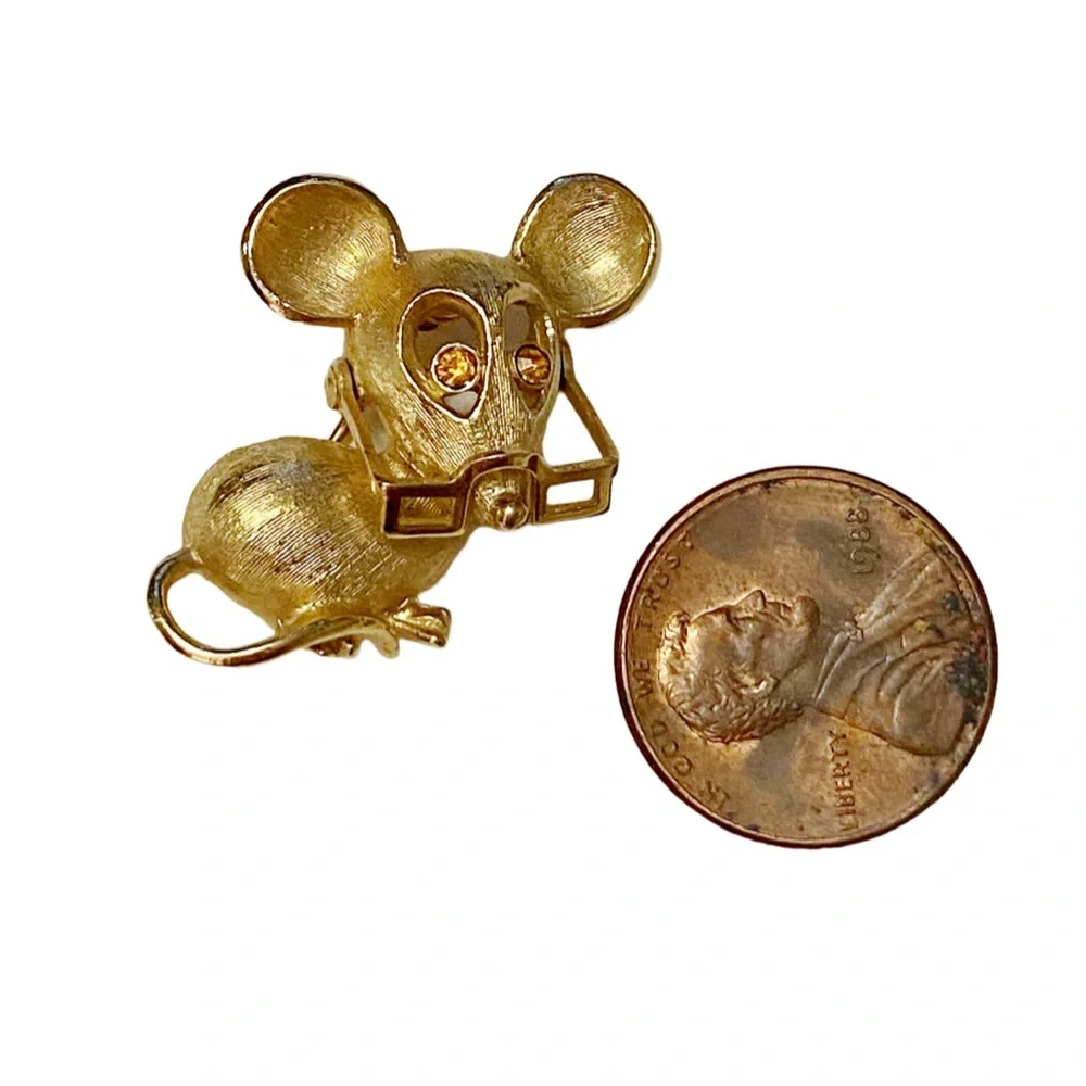 AVON Mouse Brooch Gold Glasses Vintage